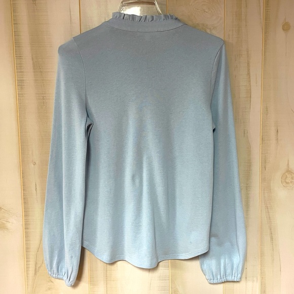 Daily Thread Light Blue Half Button Ruffle Trim Hi Low Blouse Sz XS - Picture 2 of 5